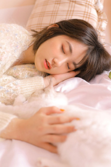 把女朋友撩湿